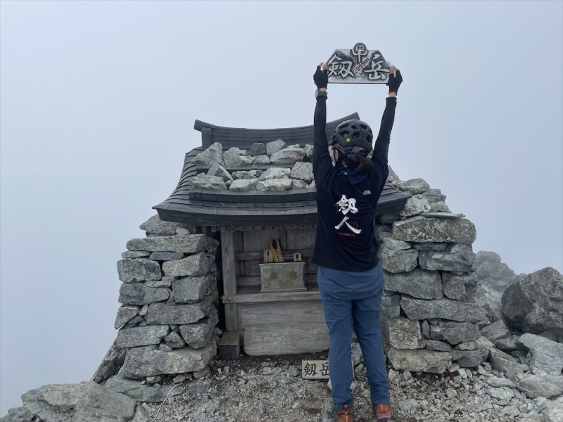剱岳山頂付近